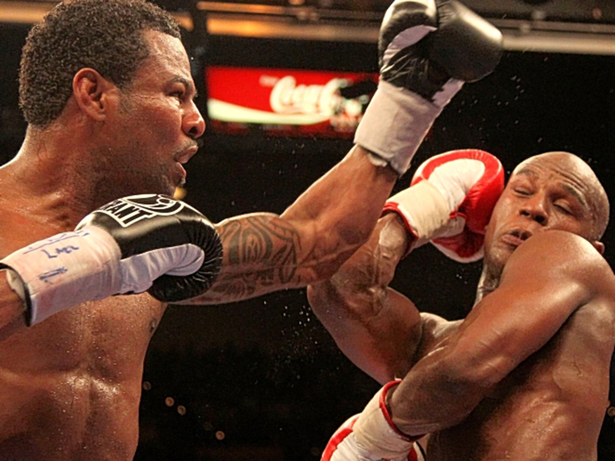 Shane Mosley (left) came close to knocking out Floyd Mayweather in 2010