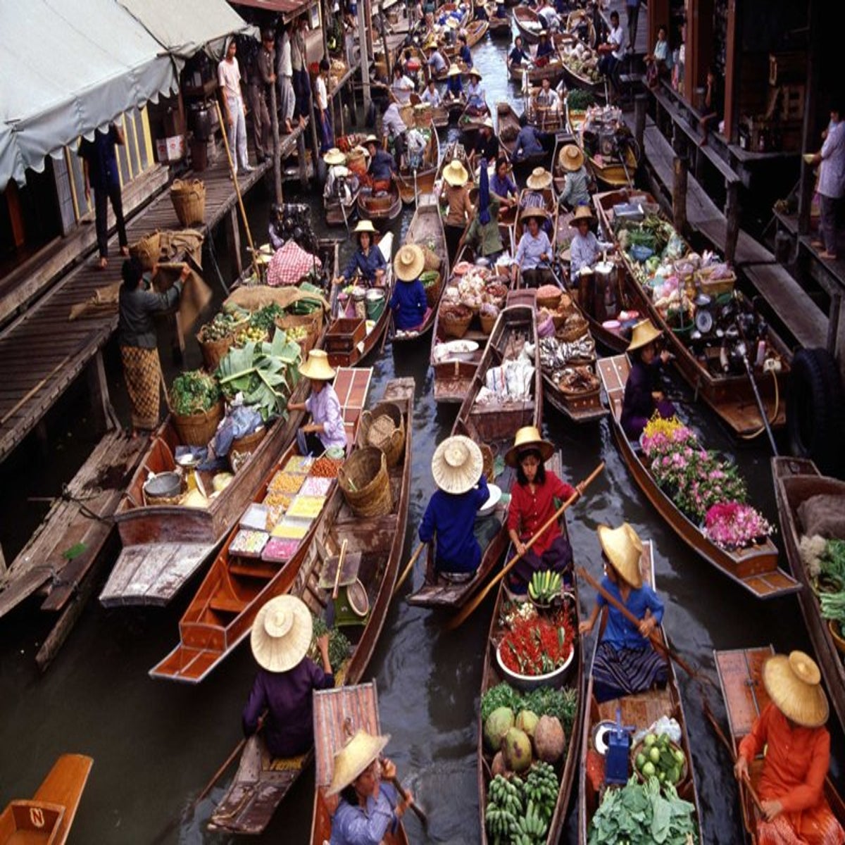 17 Best Markets in Paris for Food, Antiques and Bric-à-Brac