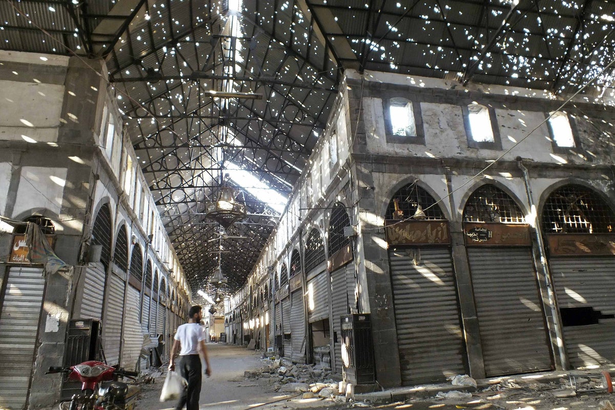 Syrian Notebooks: Inside the Homs Uprising by Jonathan Littell ...