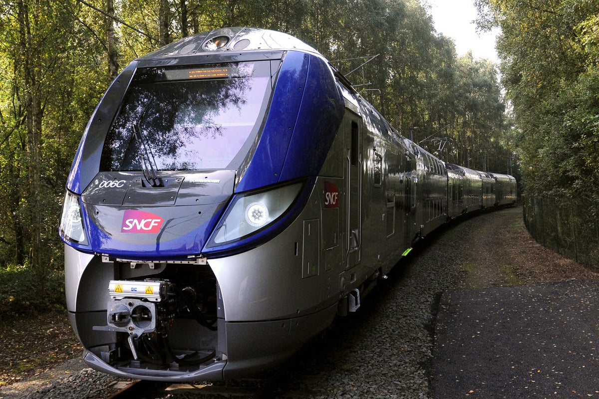 How double-decker trains would improve Britain's railways | The ...