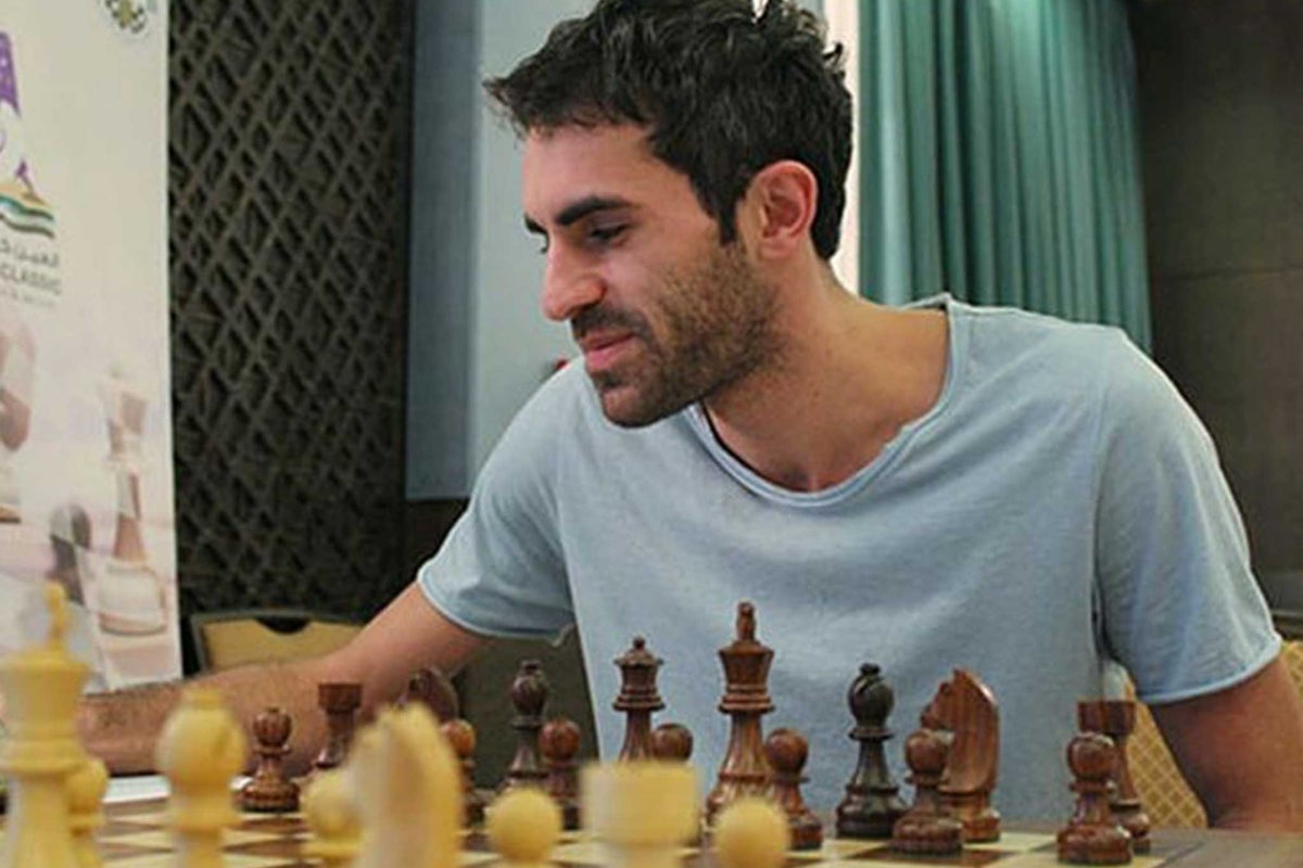 Does the story of the chess star cheating on his phone show players are ...