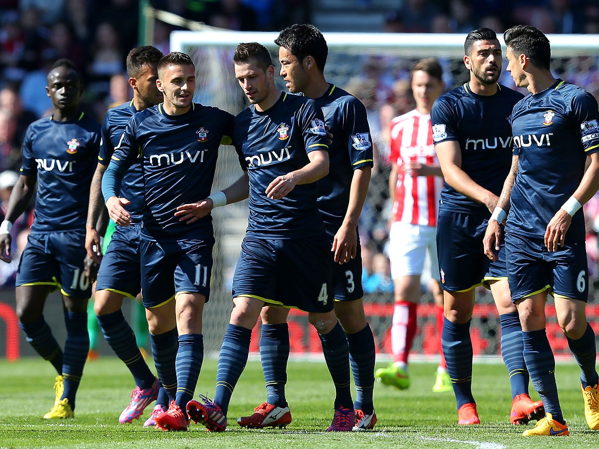 Southampton players celebrate after Morgan Schneiderlin scores the opener