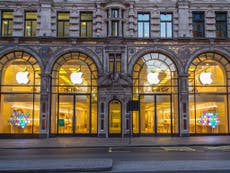 Earth Day: Apple turns stores green