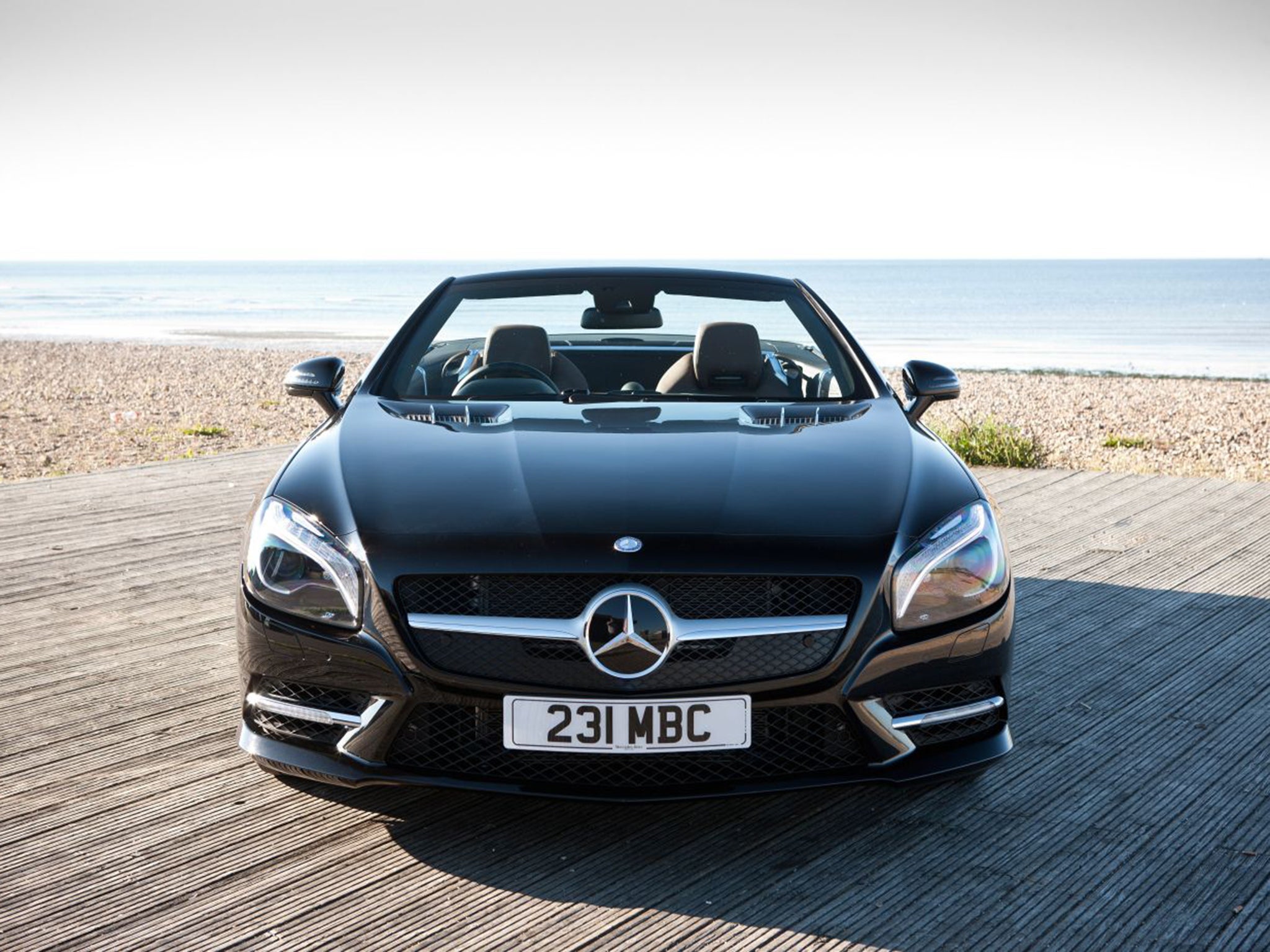 The SL400 is what the car magazines rather patronisingly call a 'gentleman's cruiser'