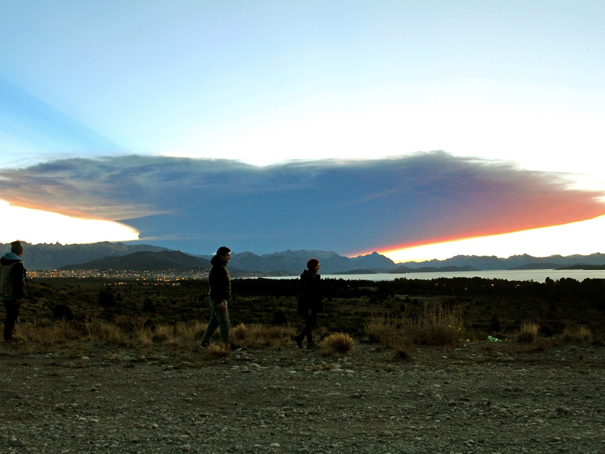 The Calbuco ash cloud in Chile can been seen from the Nahuel Huapi lake in neighbouring Argentina