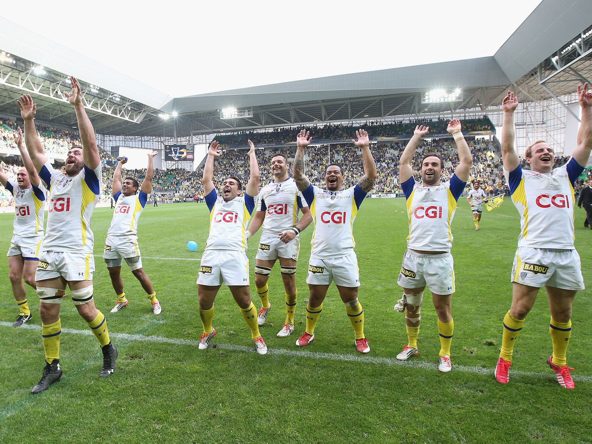 Clermont Auvergne beat Saracens in the semi-final