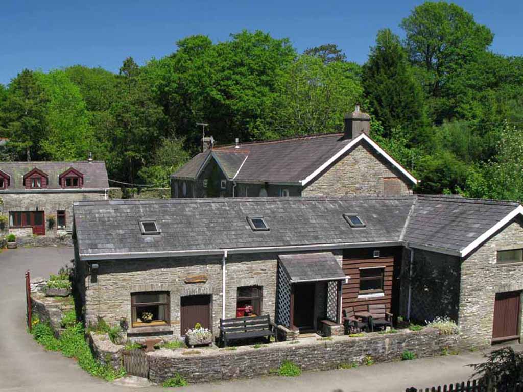 Best Large Holiday Homes And Cottages In The Uk For A Group