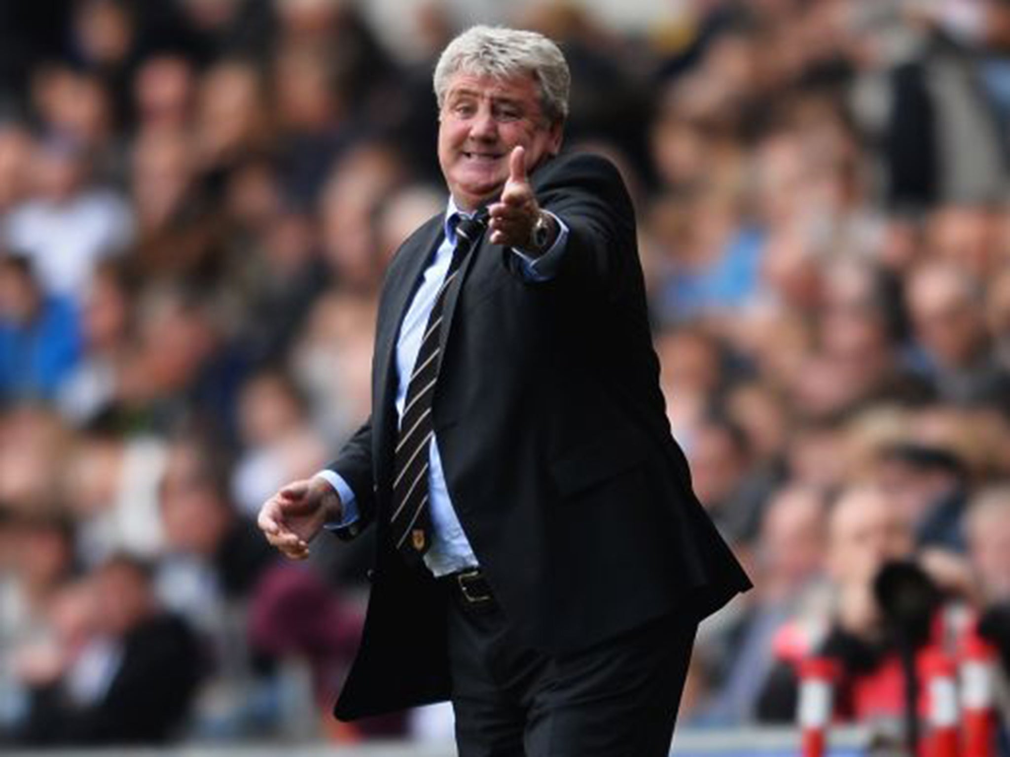 Steve Bruce has urged Hull to be fearless against Liverpool