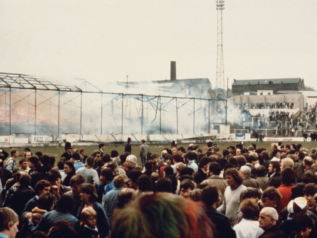 Bradford City Stadium Fire Police Were To Blame For Most Life Lost In Tragedy The Independent The Independent