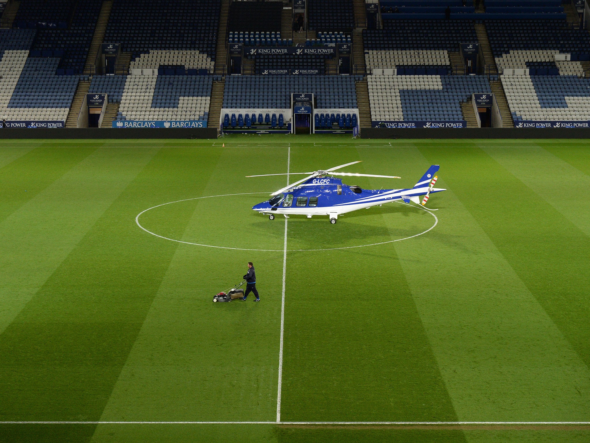 Vichai Srivaddhanaprabha's private helicopter lands on the King Power Stadium pitch