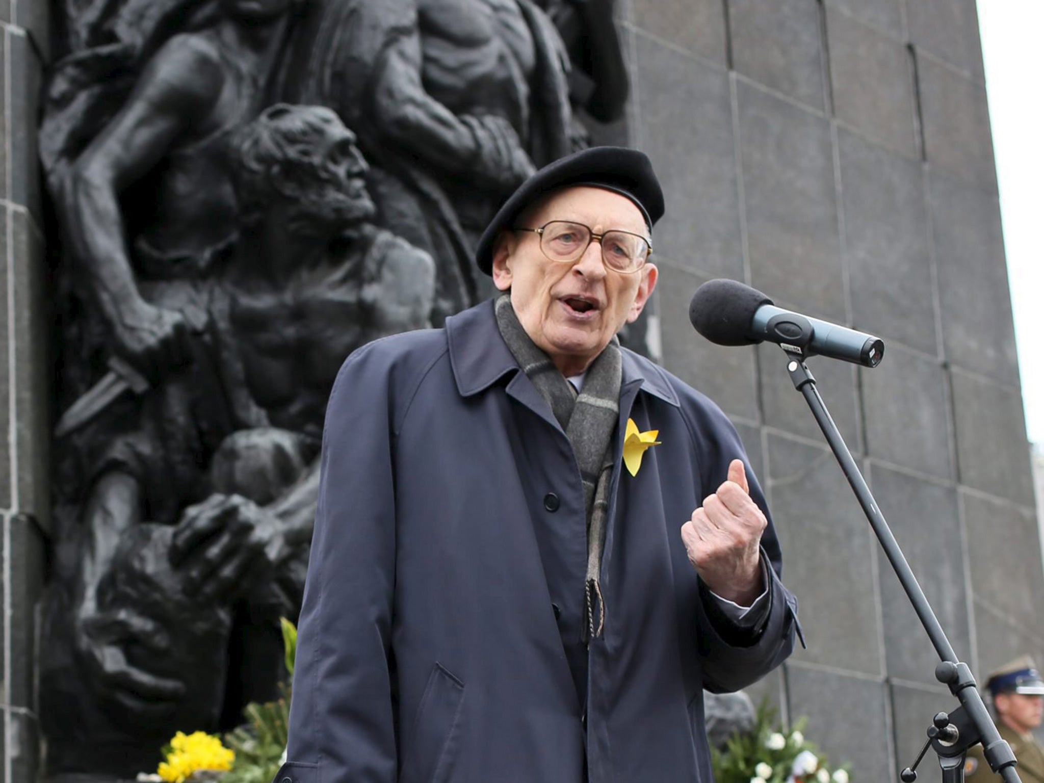 Bartoszewski speaks a few days before his death, at a ceremony to mark the Warsaw Uprising