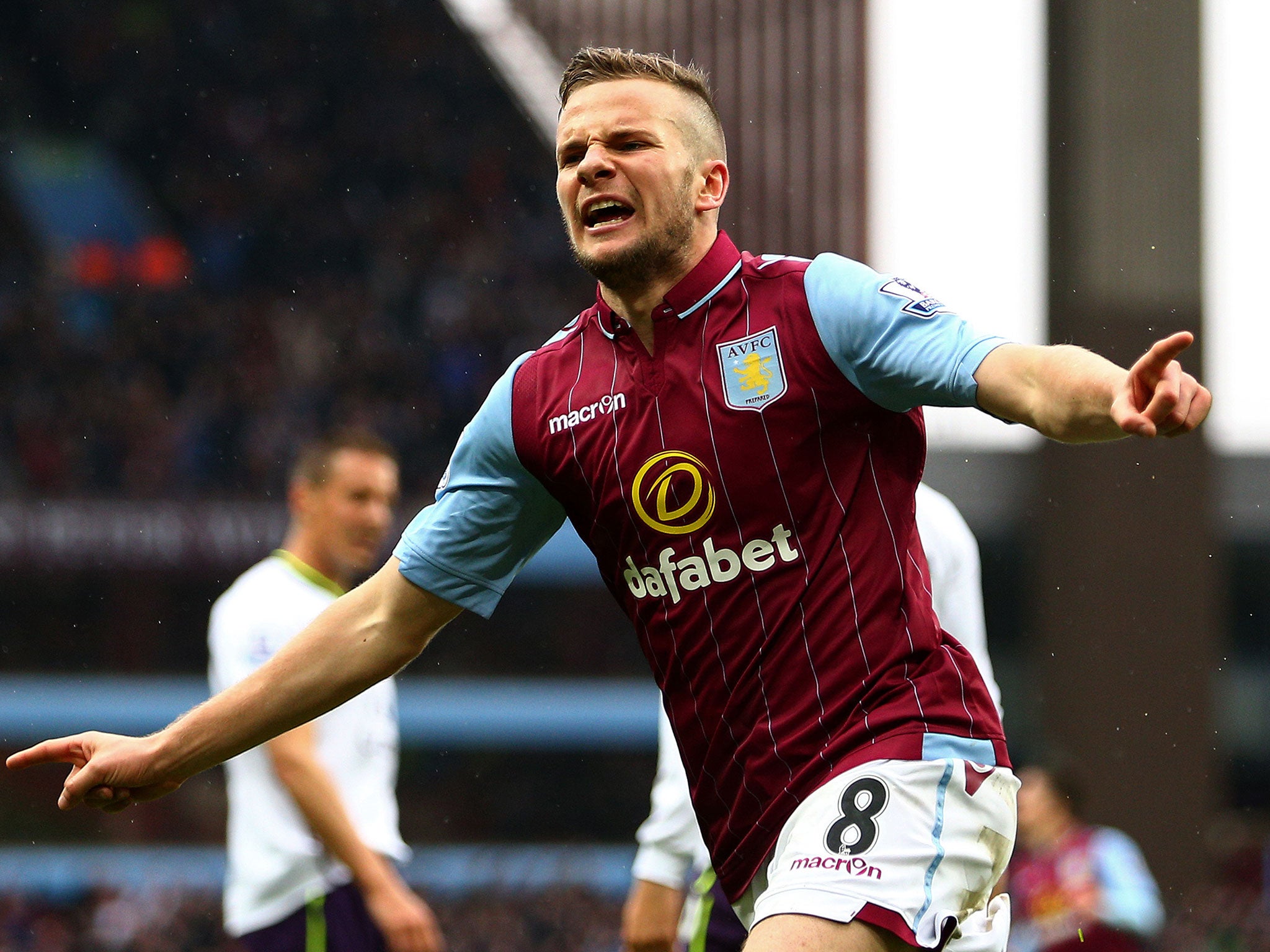 Tom Cleverley on loan at Aston Villa last season