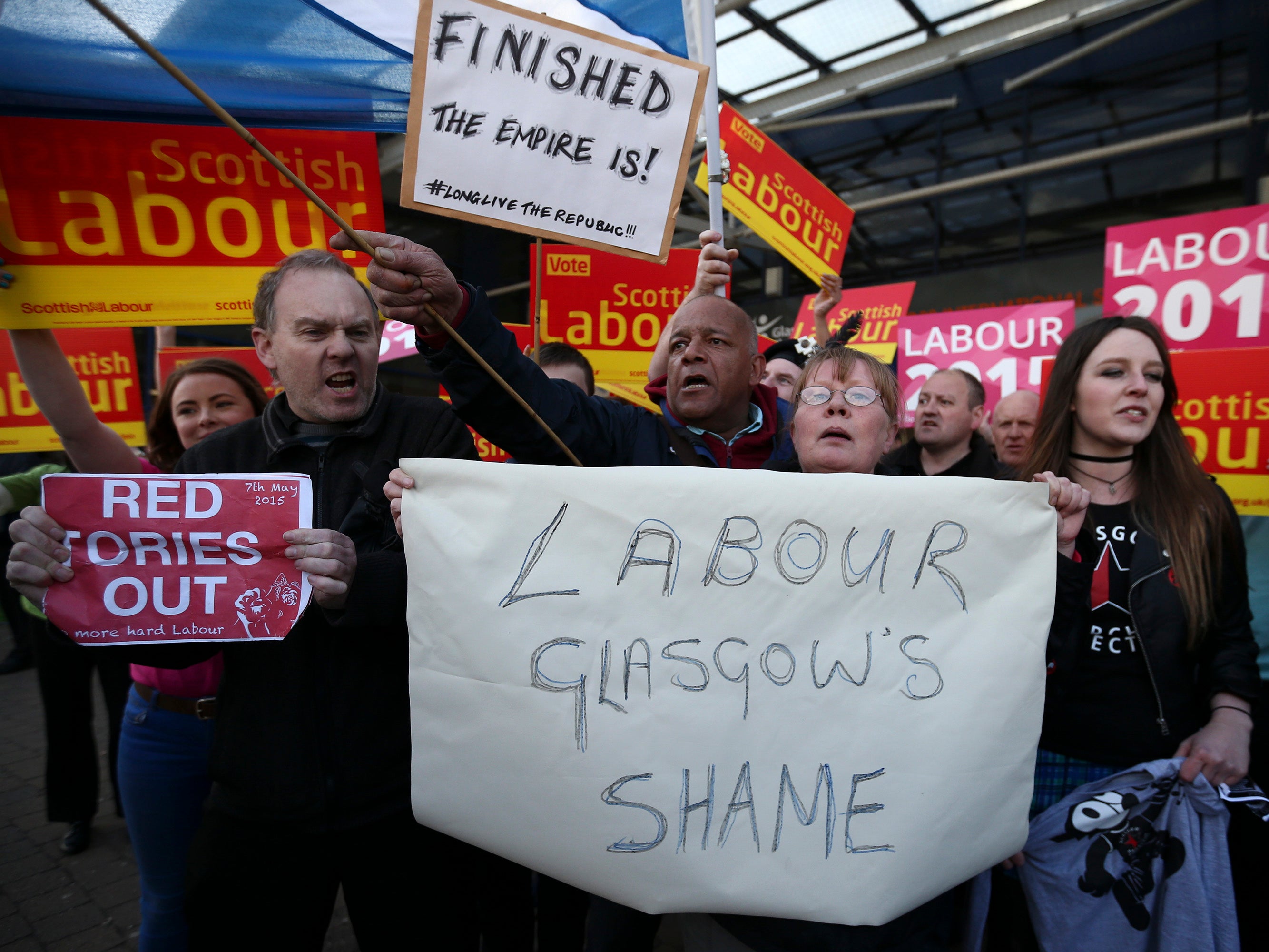 The Scottish independence protesters shouted "traitors" (Getty)