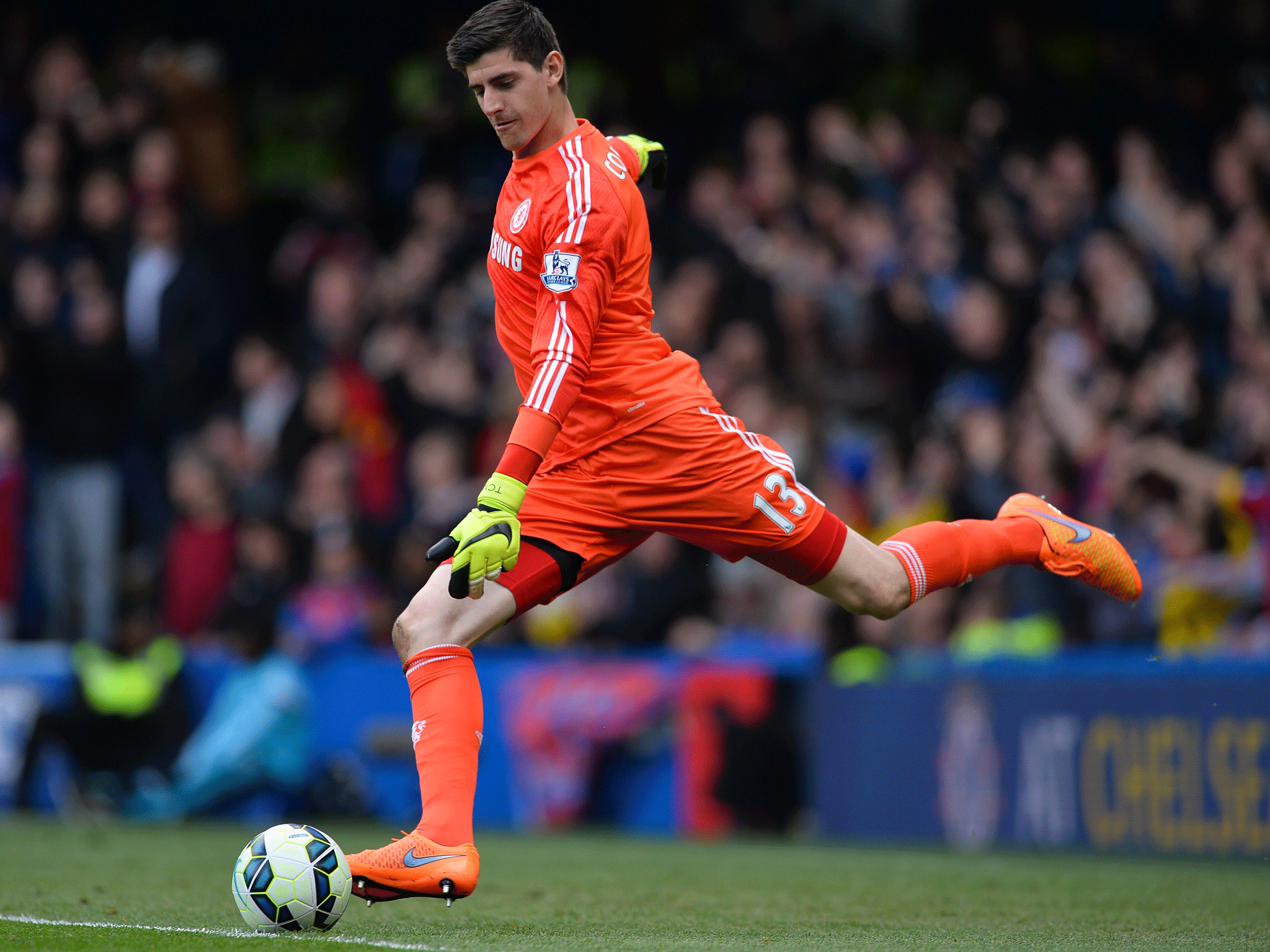 Thibaut Courtois To Real Madrid Chelsea Facing A Battle To Keep Belgian Who Fears Missing Out If Club Sign Manchester United S David De Gea The Independent The Independent