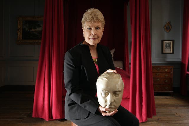Rendell with a life mask of Handel in 2009 in the room in London where he died 