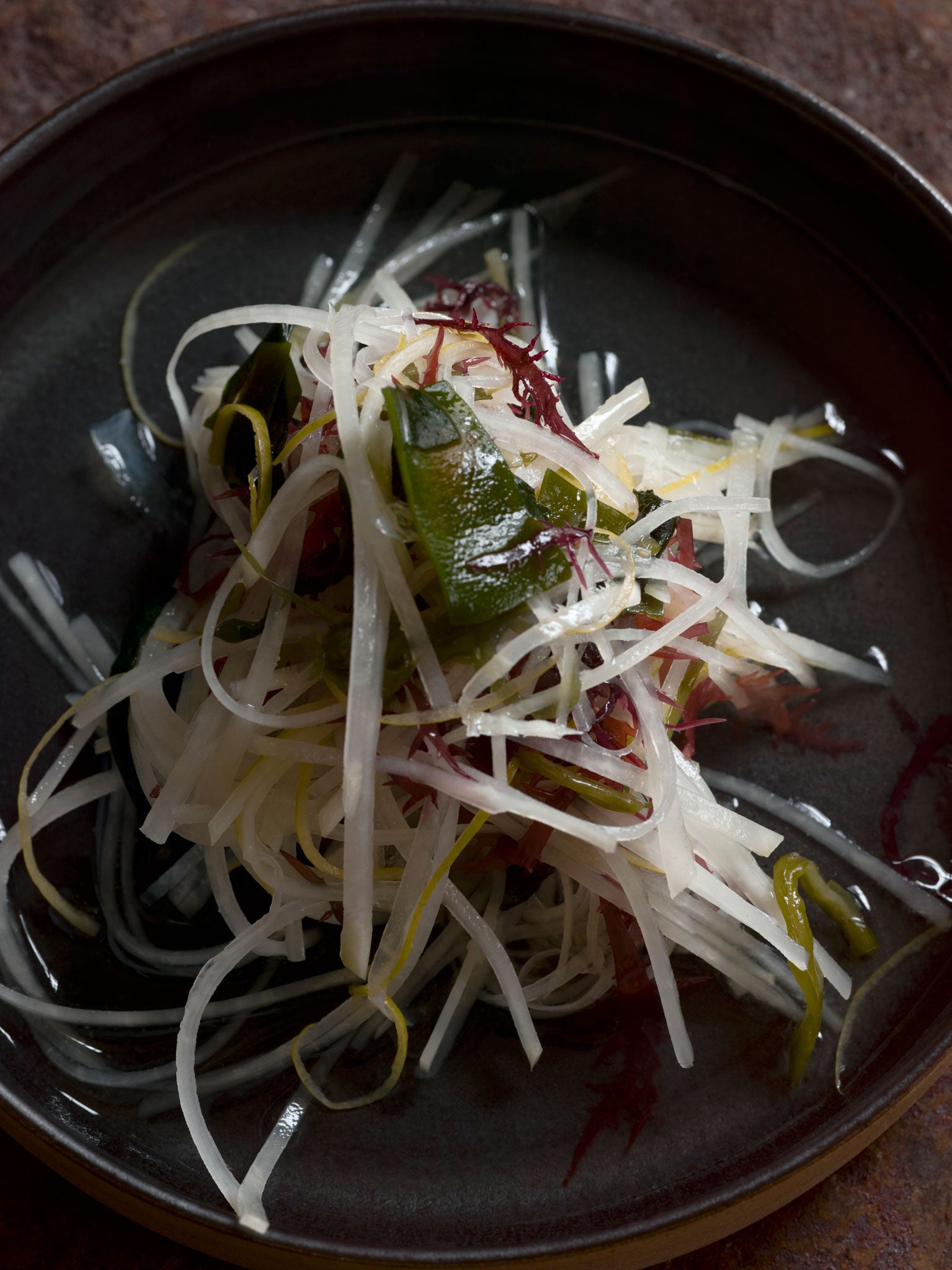 Fresh side dish: Kohlrabi salad