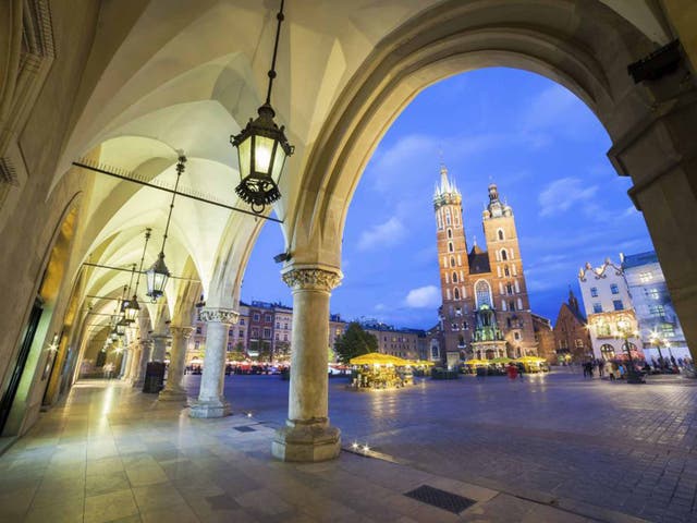 Corner the market: Rynek Glowny and St Mary's Church 