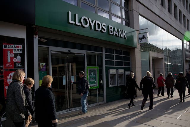 Lloyds has cut £2.65m off senior management's bonuses   (AP)