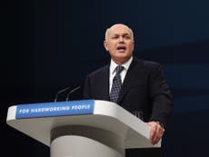 Duncan Smith's expenses card suspended after running up debt