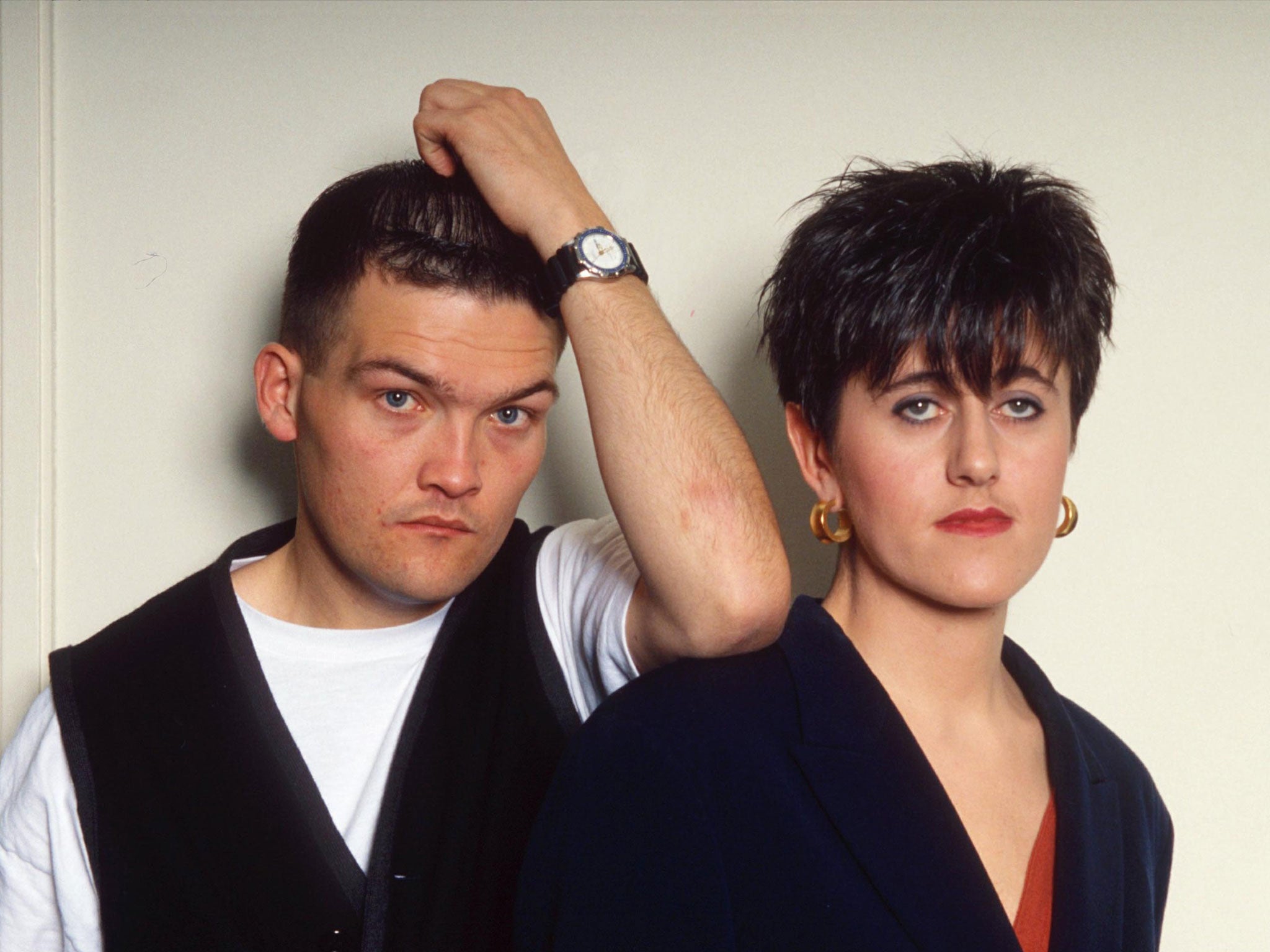 Thorn with her husband and Everything But the Girl bandmate, Ben Watt in 1991 (Rex)