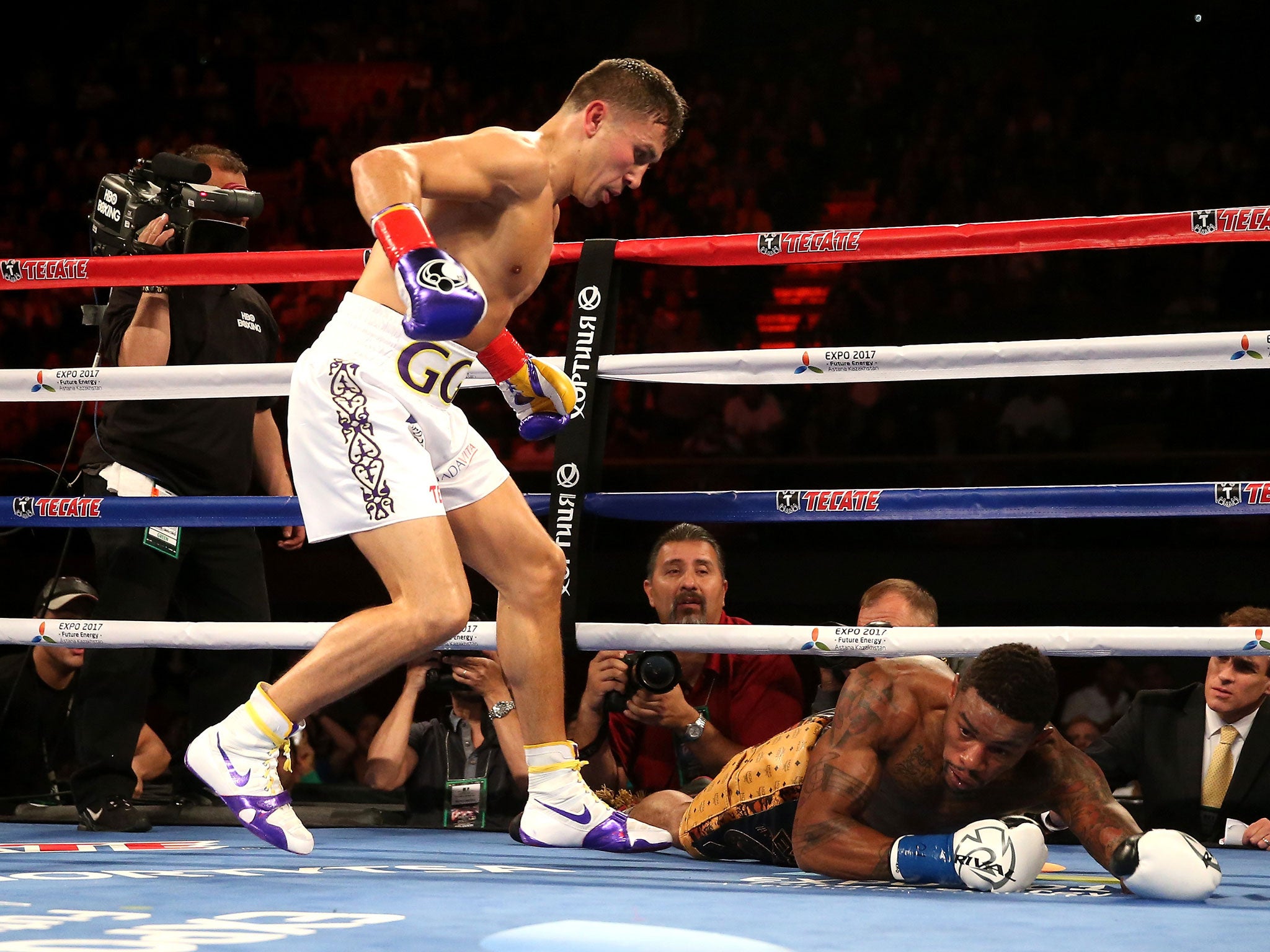 Gennady Golovkin floors Willie Monroe