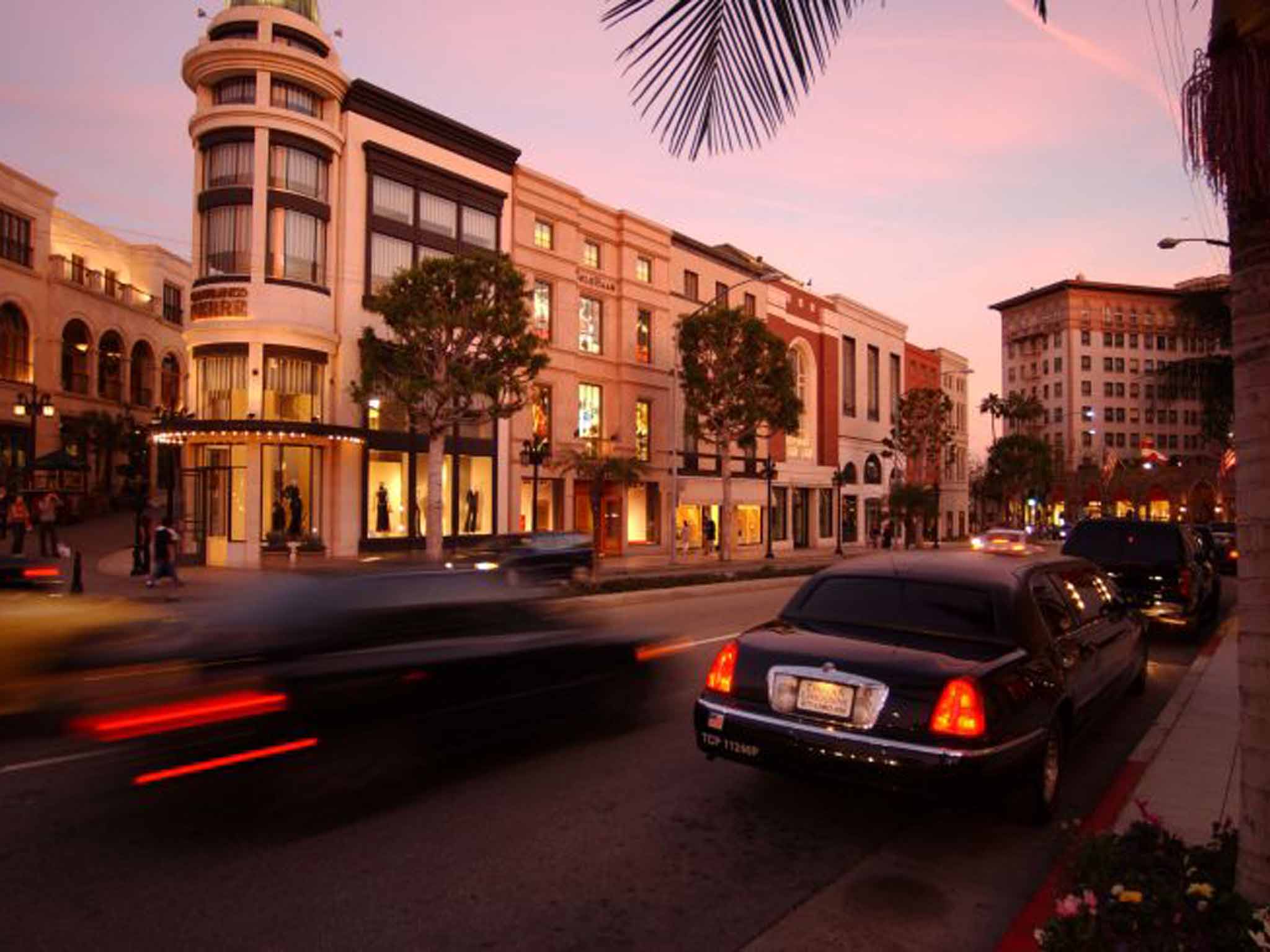 rodeo drive at night