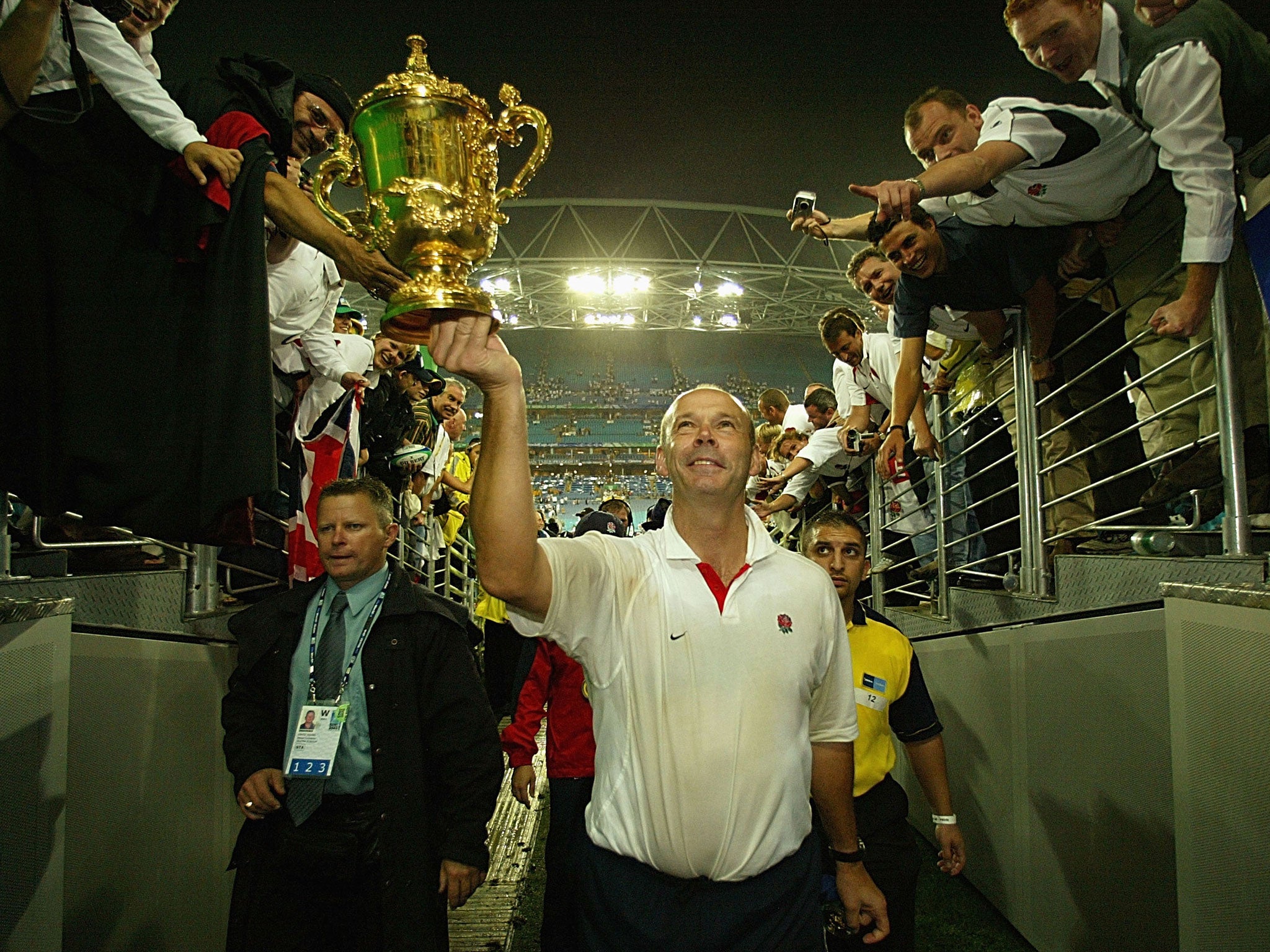Sir Clive Woodward with the William Webb Ellis trophy in 2003