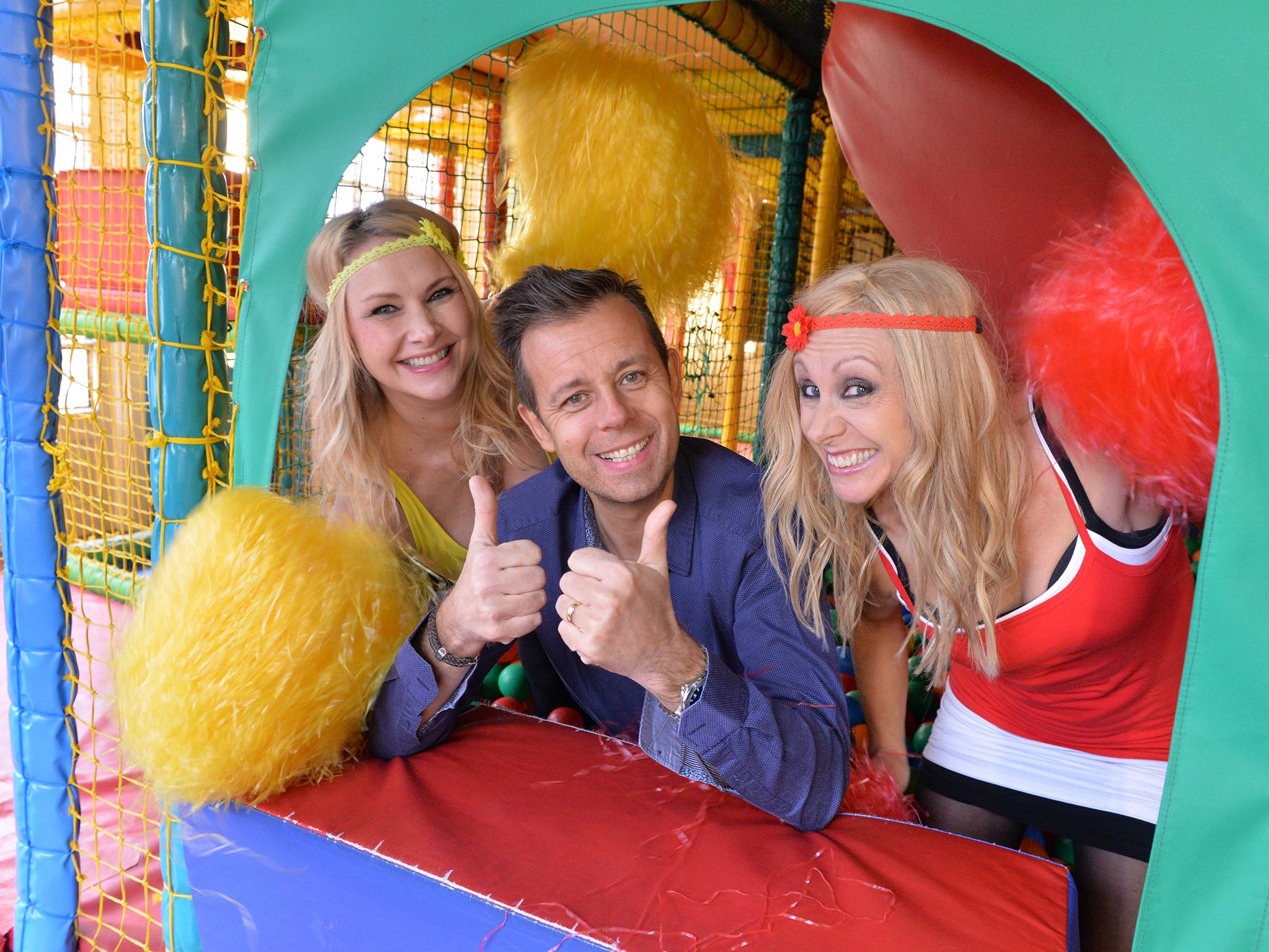 Pat Sharp and the Twins celebrating the return of Fun House
