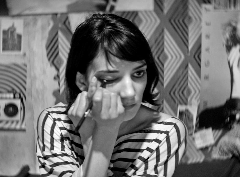 A Girl Walks Home Alone At Night Film Review Slick Iranian Vampire Movie Is Exquisitely Shot