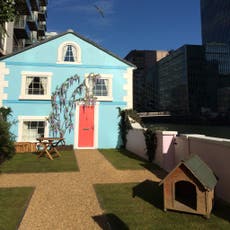 Airbnb's Floating House on the River Thames, review