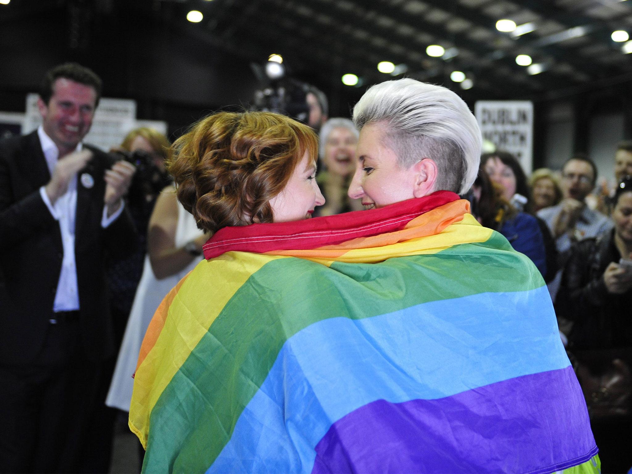 Ireland Gay Marriage Same Sex Couples Can Officially Get Hitched From Today The Independent