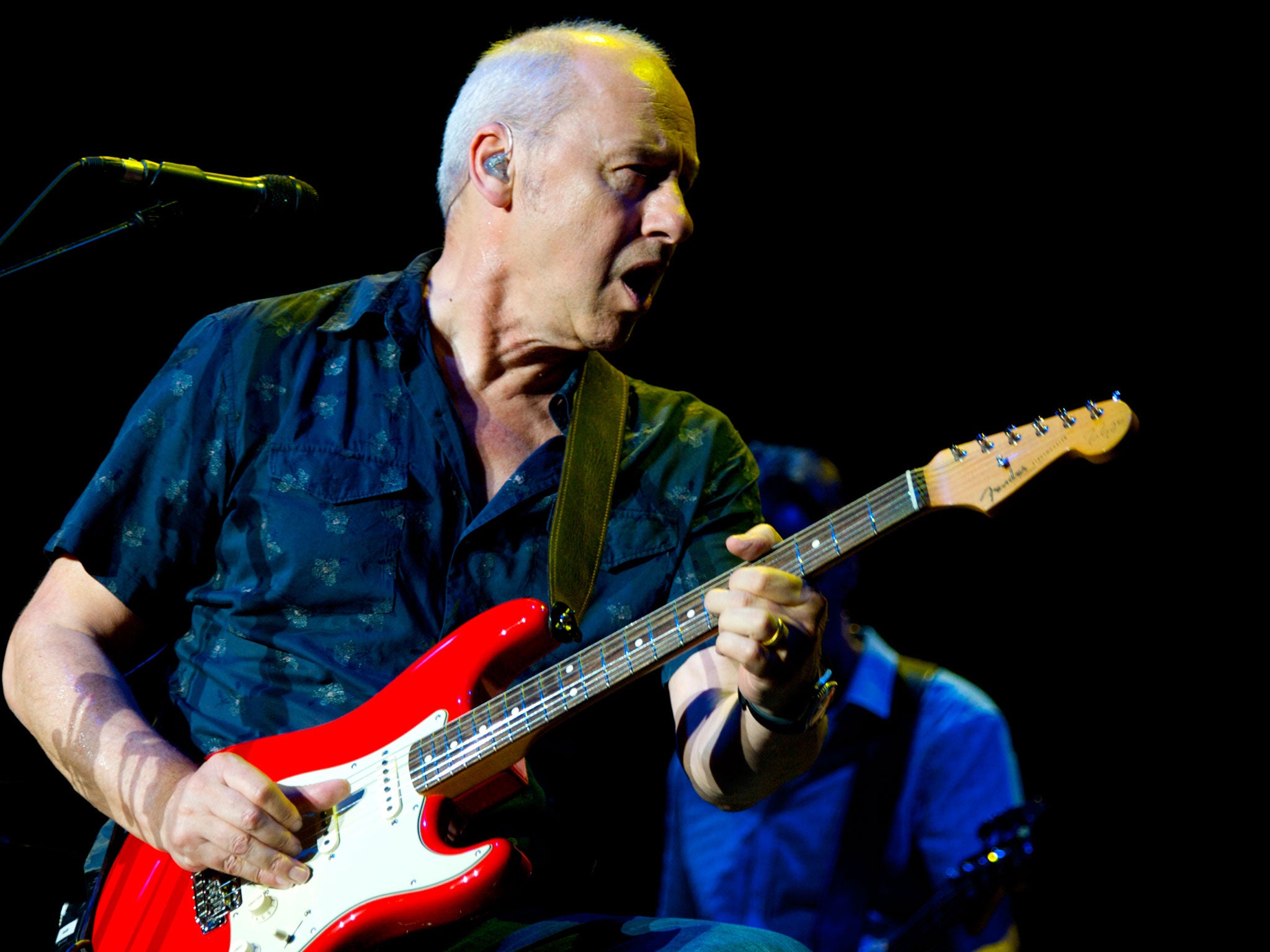 Mark Knopfler is supported by a fantastic bunch of talented multi-instrumentalists