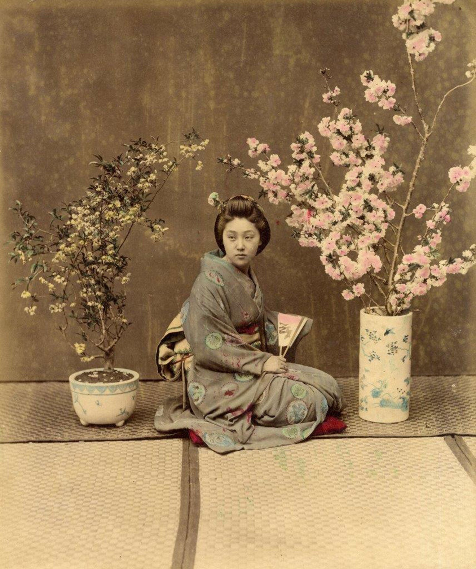 A woman with flowers by Felice Beato, 1865 © : Galerie Verdeau, Paris/The London Photograph Fair