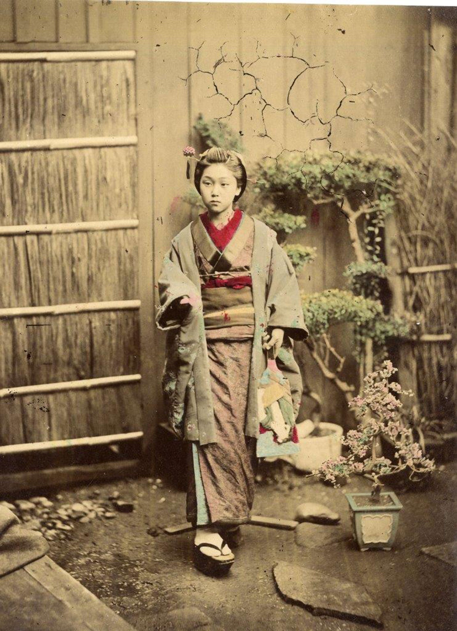 A young woman in a garden by Felice Beato, 1865 © : Galerie Verdeau, Paris/The London Photograph Fair