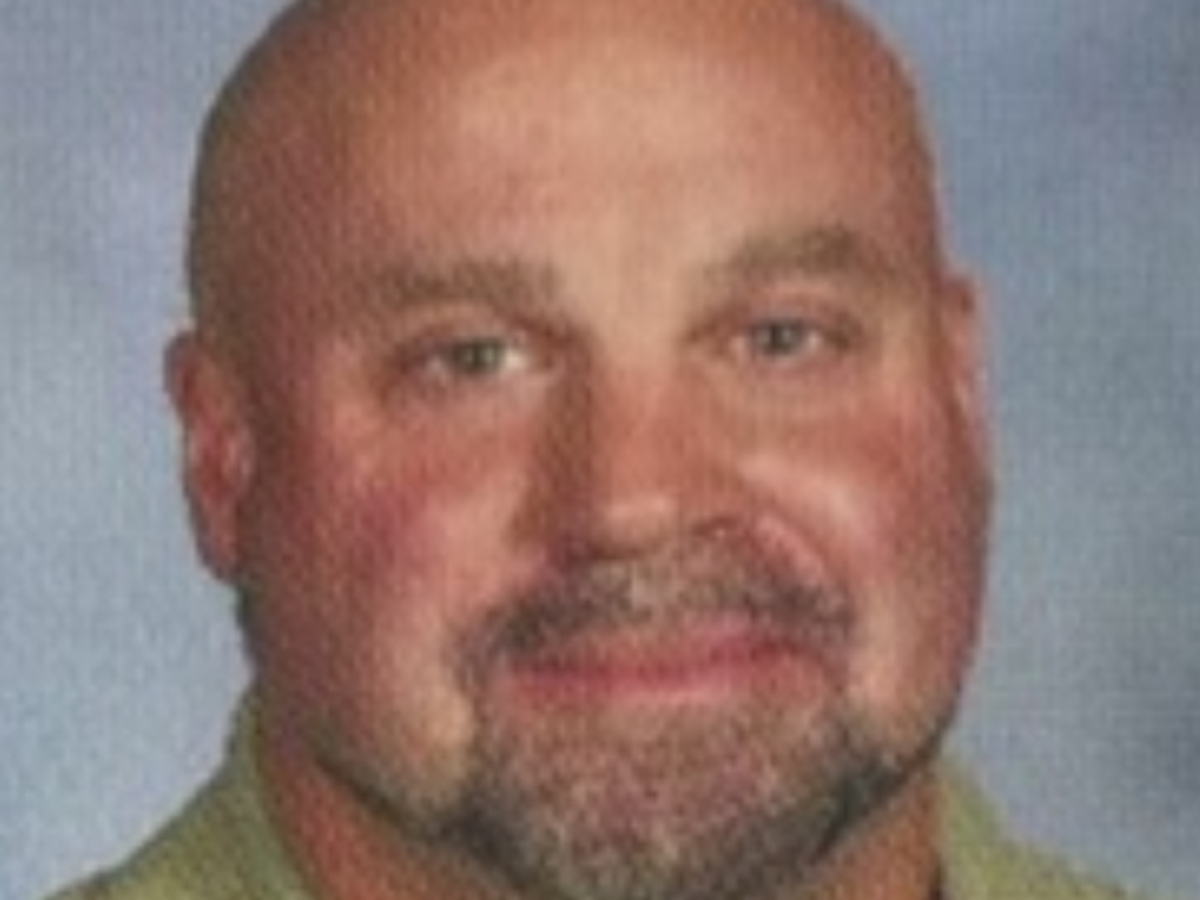 Florida high school teacher uses signal jammer to stop pupils using