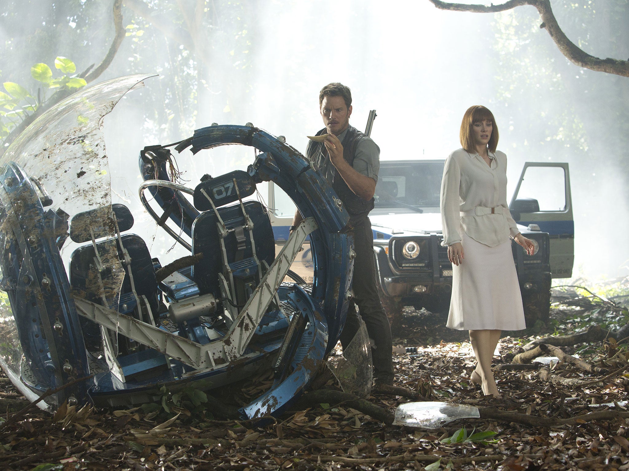 Chris Pratt and Bryce Dallas Howard in 2015's Jurassic World