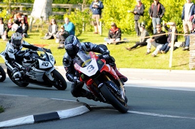 Dunlop in practice aboard the Milwaukee Yamaha