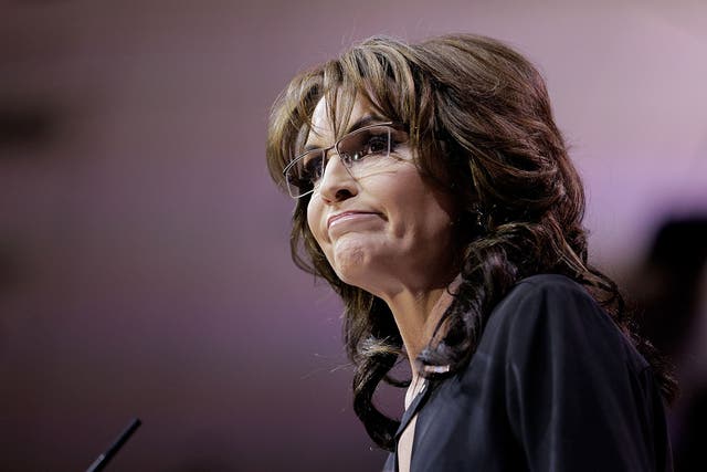 Sarah Palin attacked Lena Dunham on social media, while defending the Duggar family