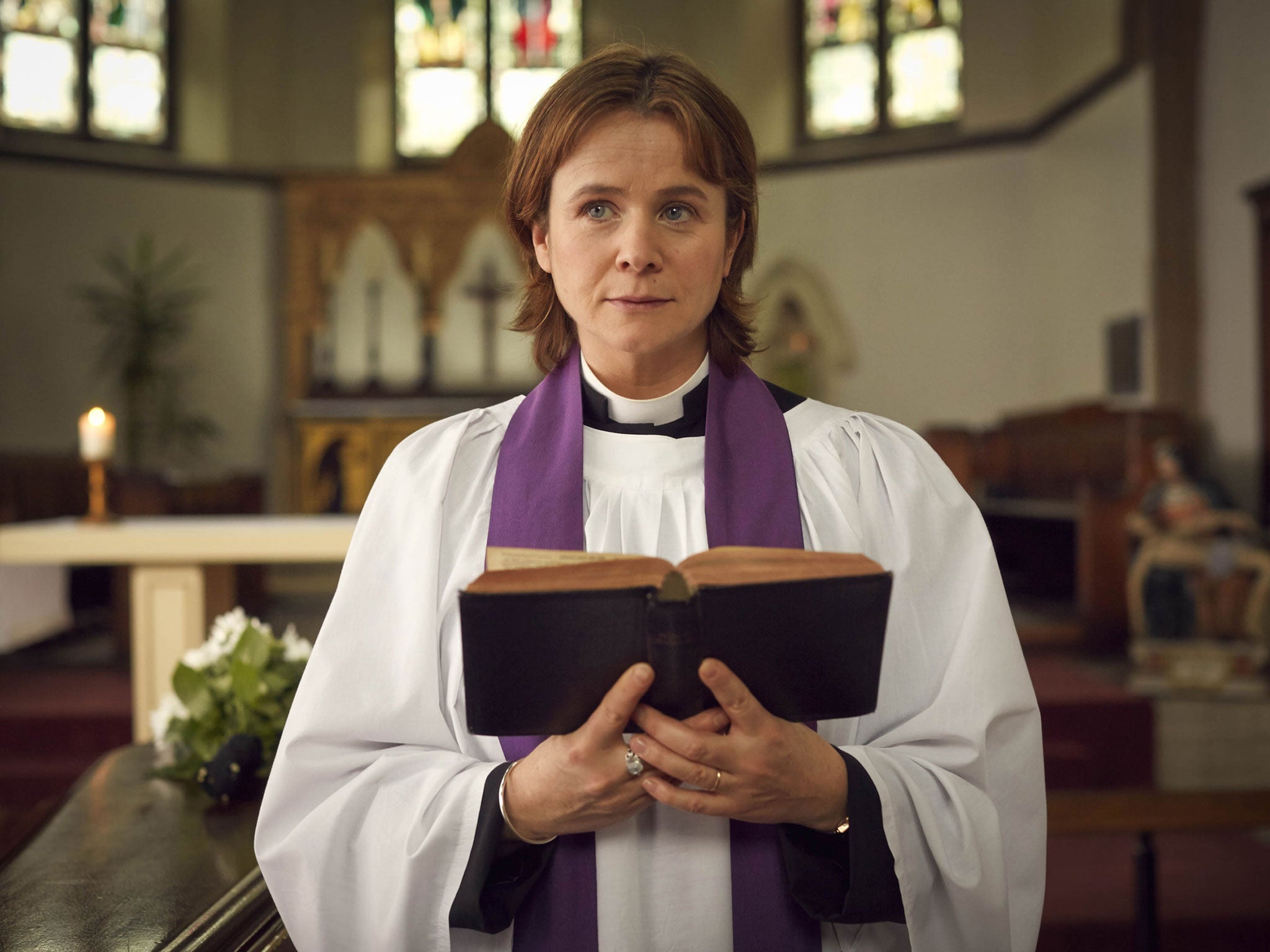 Emily Watson portrays Julie Nicolson in 'A Song for Jenny'