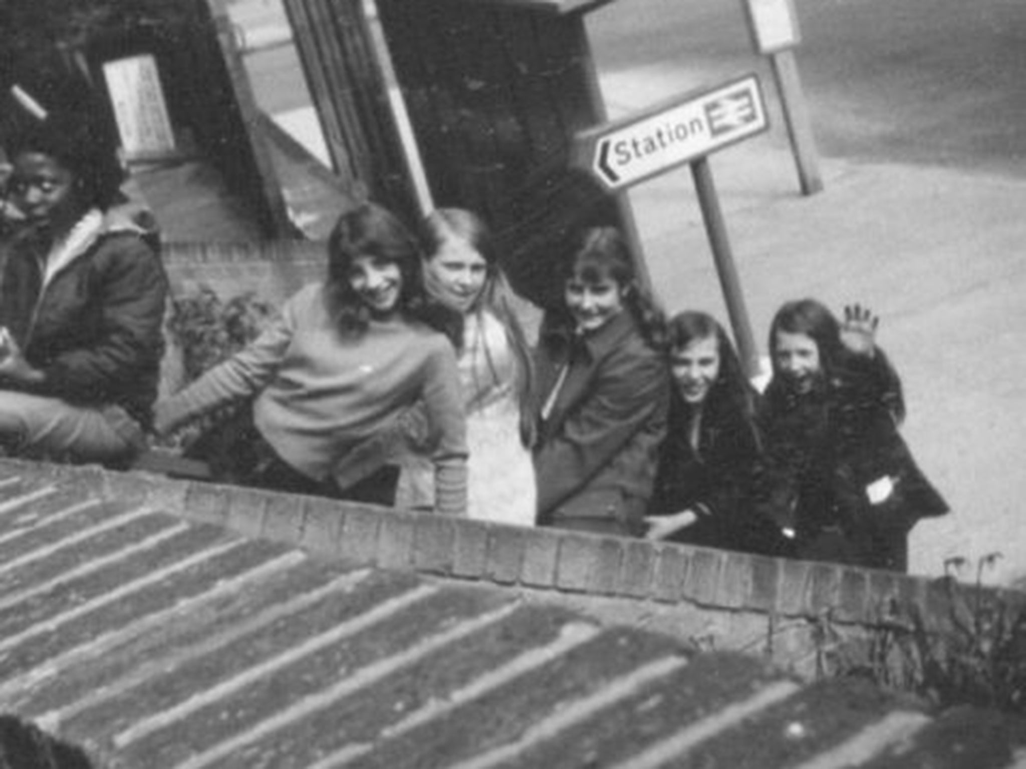 Carolyn Adamczyk, second from right, and her friend Sheila Brennan, far right, before their ride’s mid-air collision
