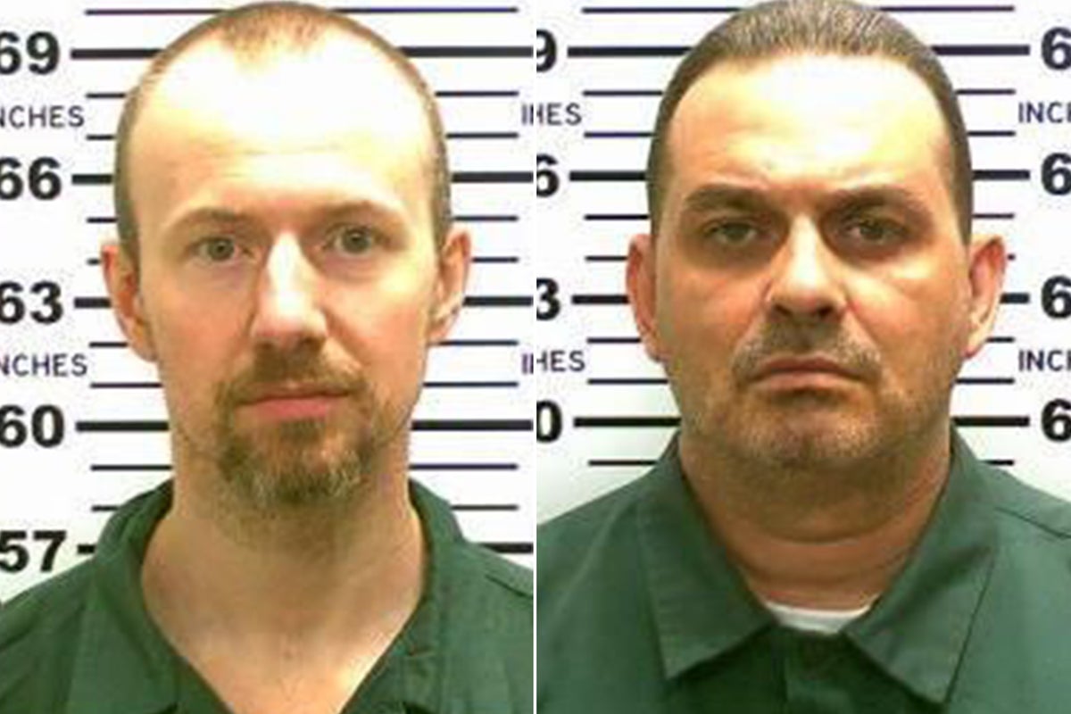 Two convicted murderers make Shawshank Redemption-style escape from New ...