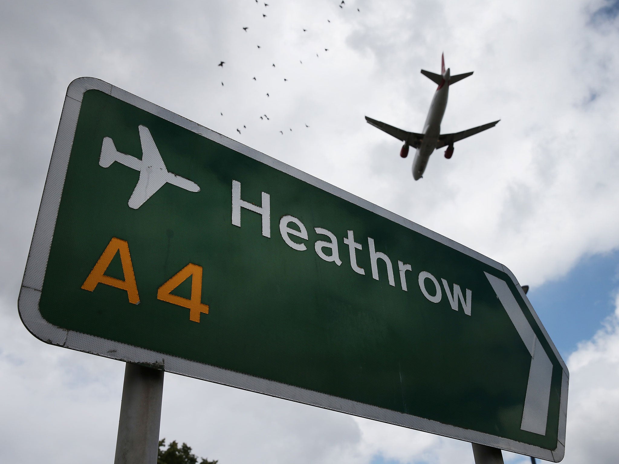 Heathrow may have to drop domestic routes if expansion plans are turned down