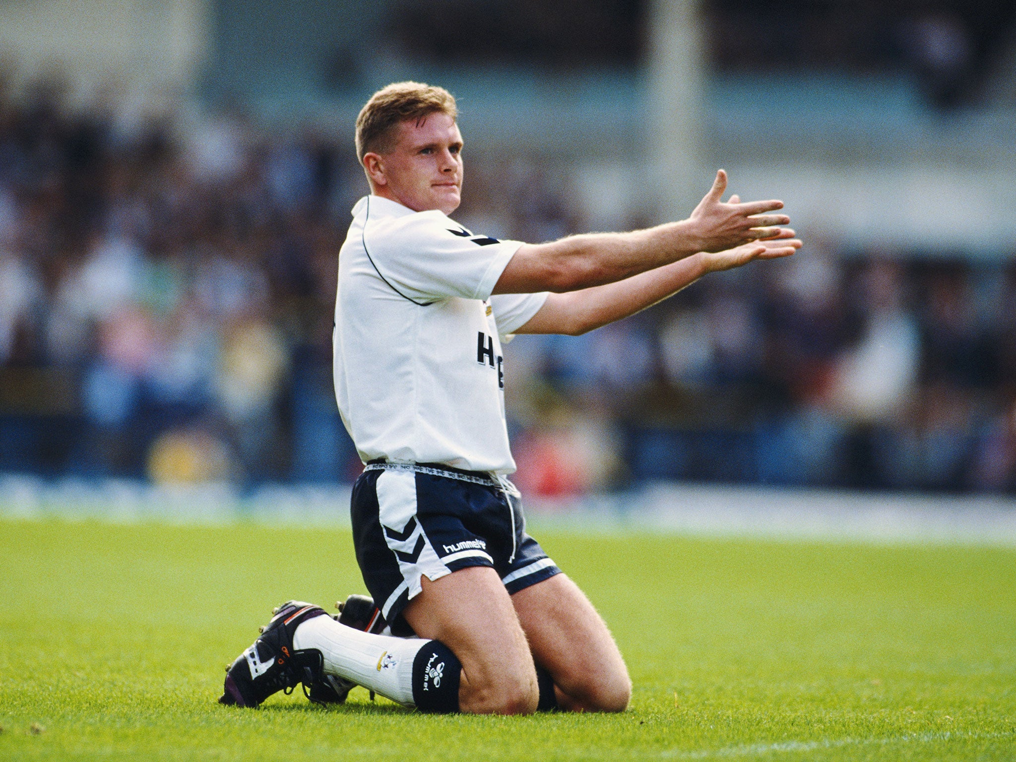 Paul Gascoigne pictured playing for Tottenham in 1989 
