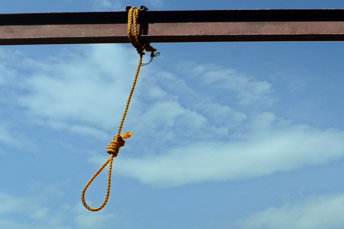 https://static.independent.co.uk/s3fs-public/thumbnails/image/2015/06/09/08/nooses.jpg?width=1200&height=800&crop=1200:800
