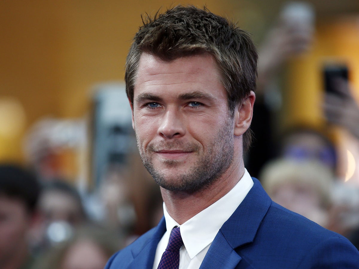 Chris Hemsworth apologises for cultural appropriation for Native ...