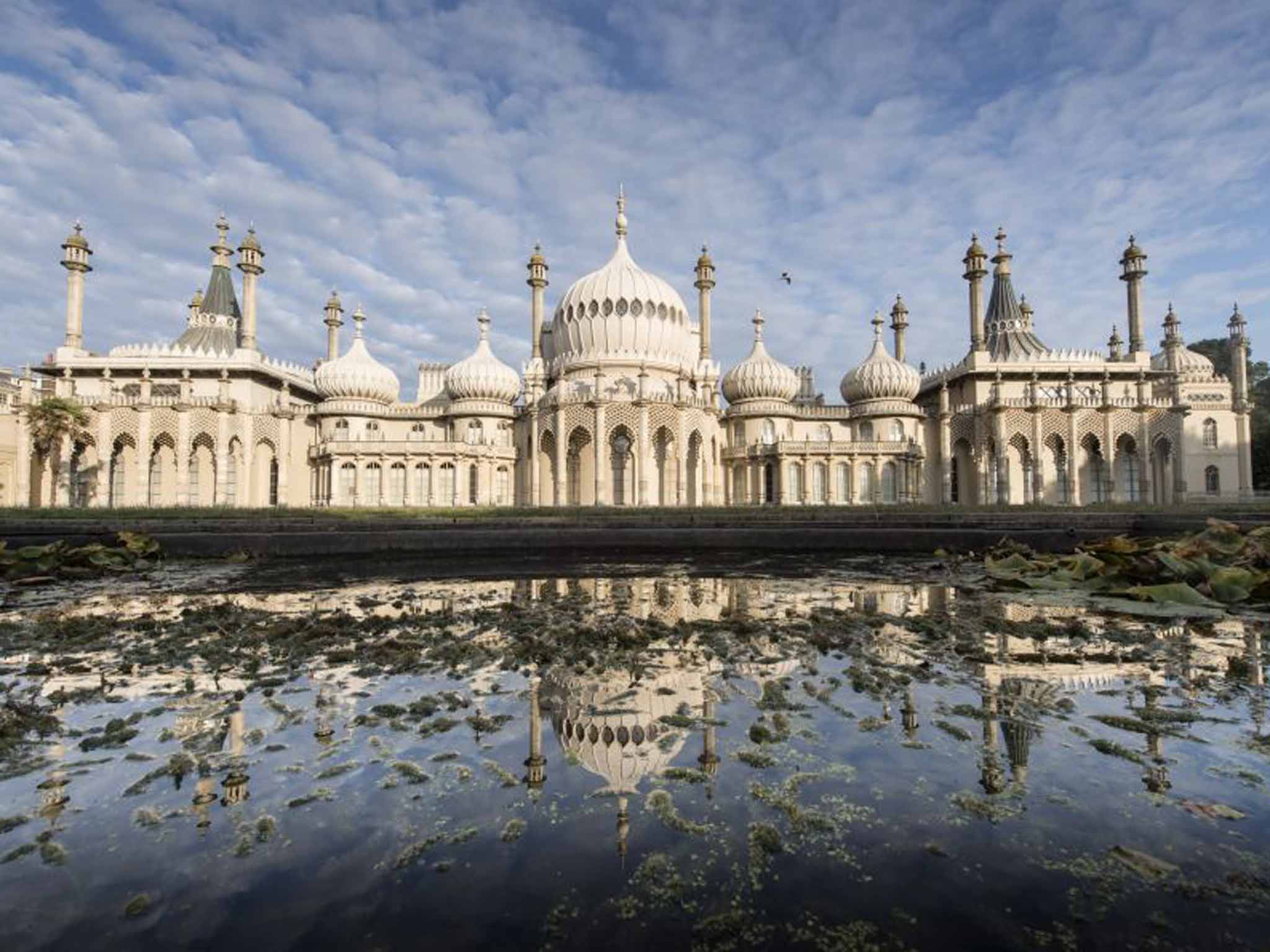 Royal Pavilion is a fabulous palace in the centre of Brighton