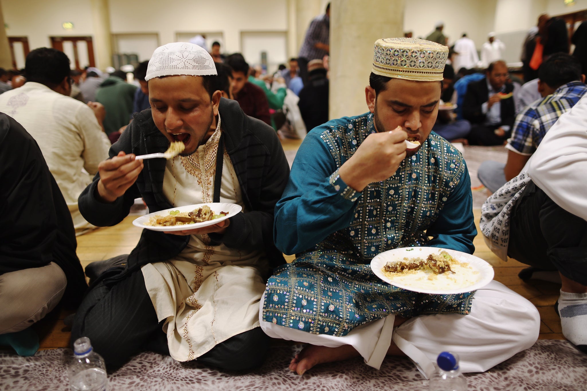 Just Eat Some Of This No One Will Know 6 Things You Shouldnt Say To Someone Fasting For 