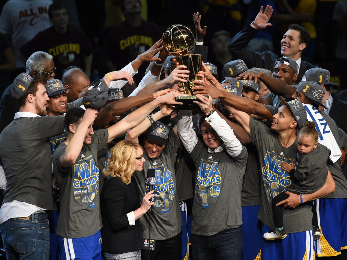Finals 2015. Warriors Celebration photo. Черлидерши баскетбола.