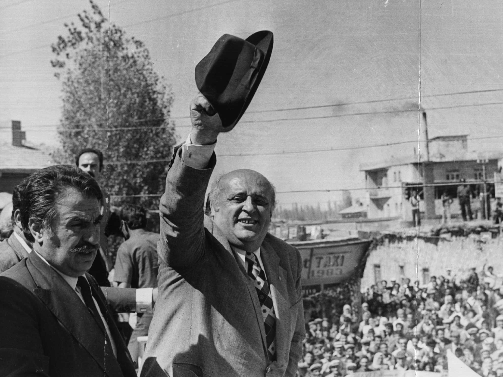 Suleyman Demirel photographed during his election tour in 1979