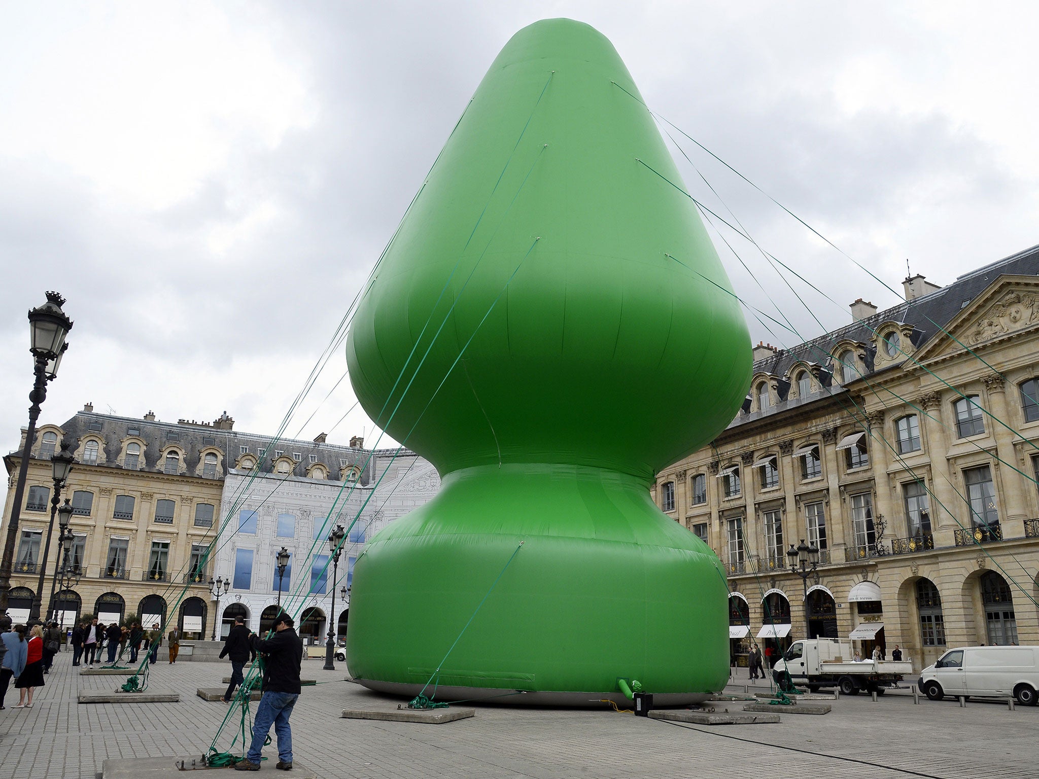 Paul McCarthy's controversial 'Tree' sculpture